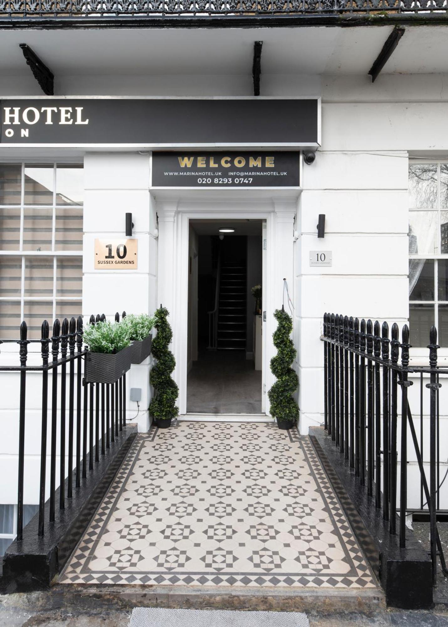 Marina Hotel Лондон Экстерьер фото